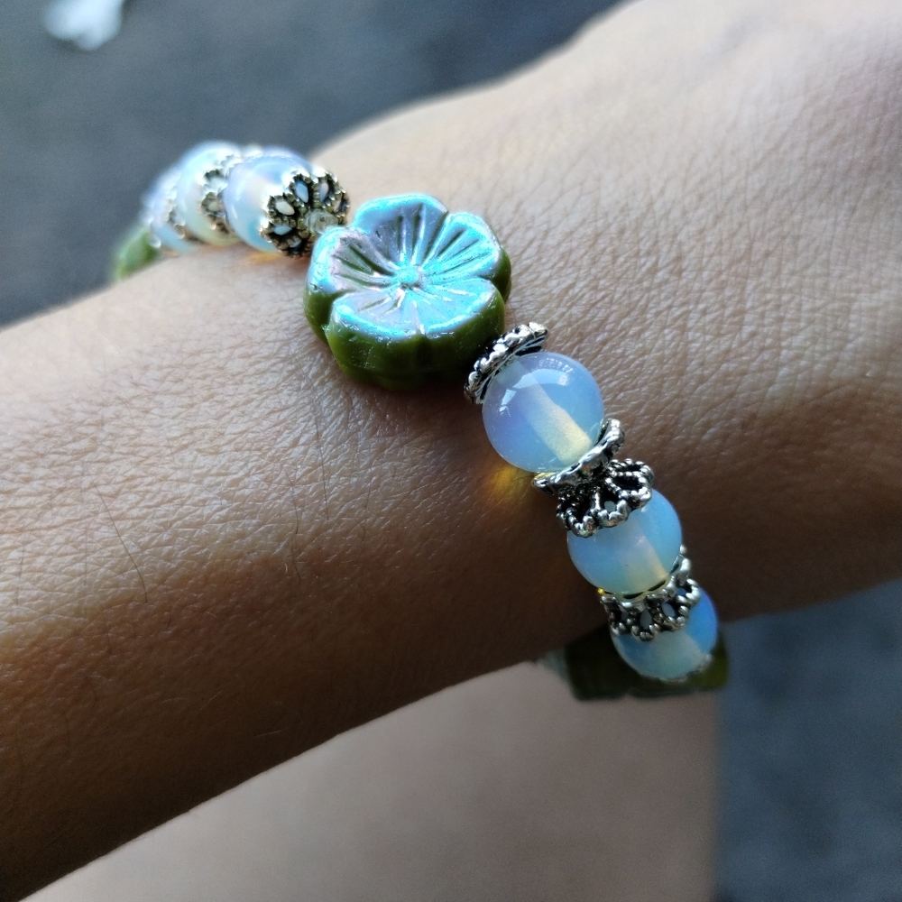 New! Czech Glass Hibiscus 🌺 & Moonstone